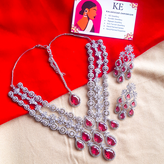 Luxe Shine – American Diamond Necklace