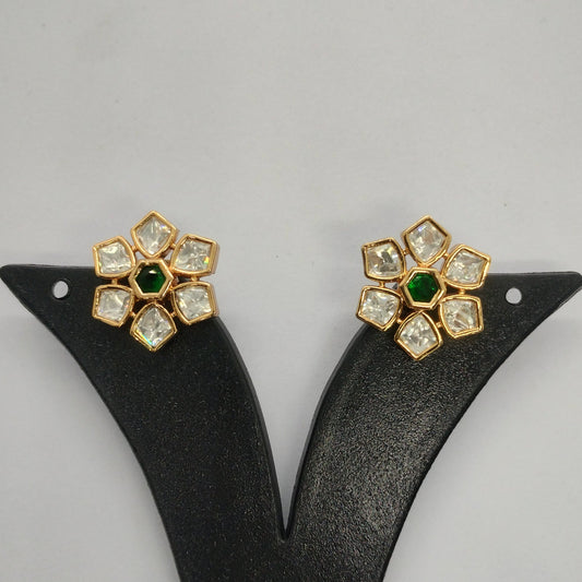 Emerald Bloom – Moissanite Earrings with Green Center