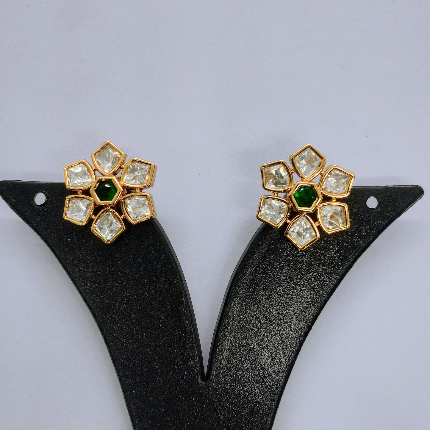 Emerald Bloom – Moissanite Earrings with Green Center
