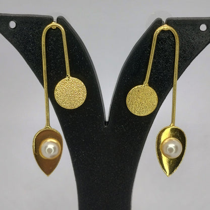 Modern Minimal Gold Drop Earrings with Pearl Accent